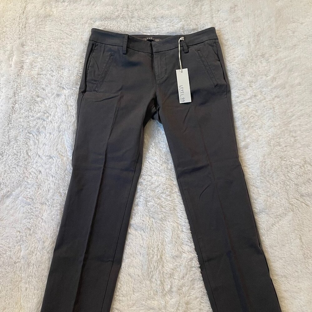 NWT Level 99 Women’s Slate Gray Cropped Chino Pants